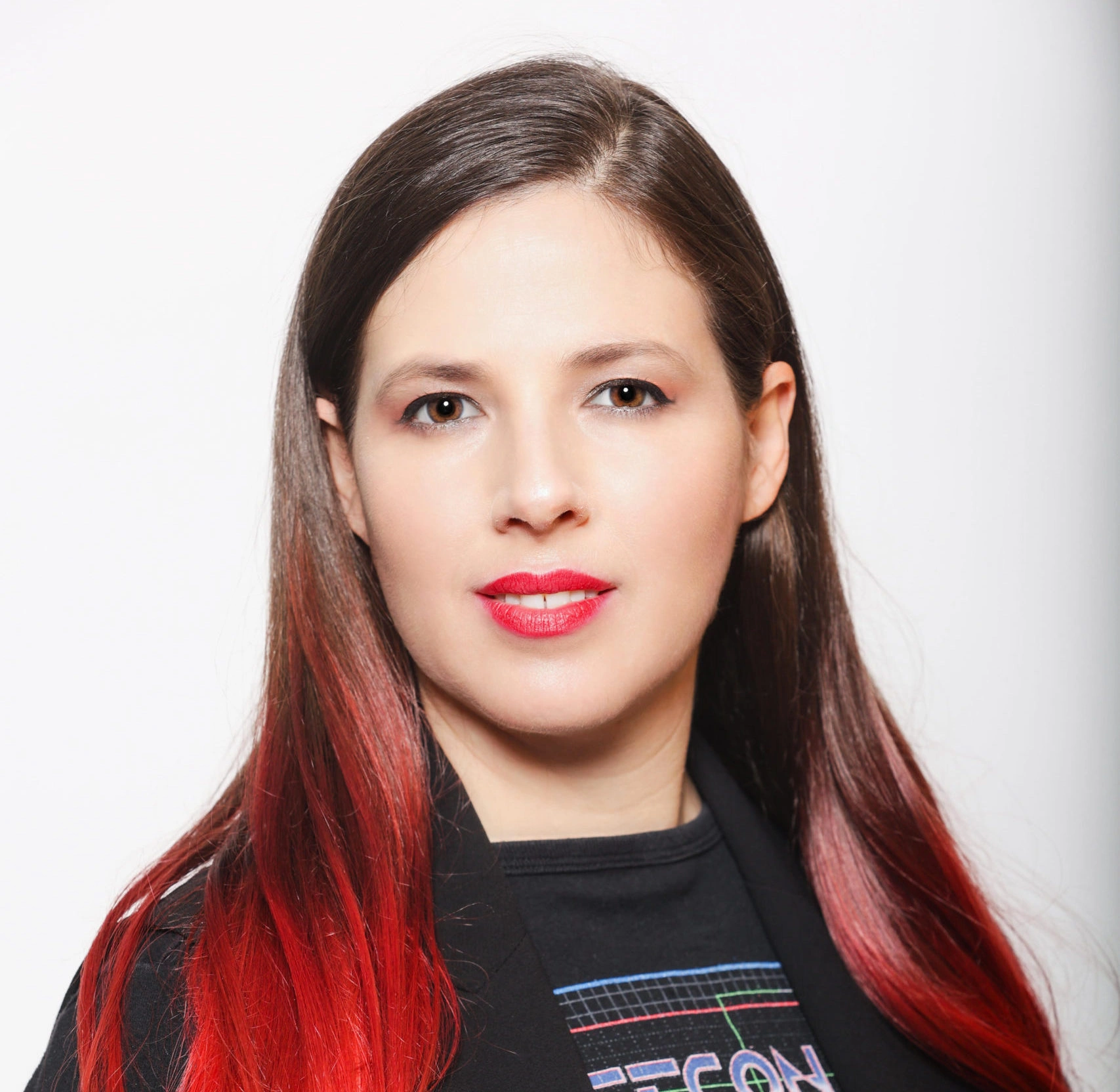 Keren-Elazari-Keynote-Speaker-scaled-e1709571106964